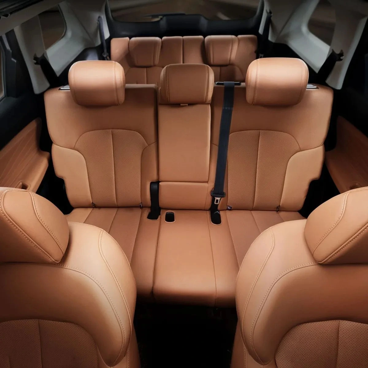 cs75-pro-int-7seats-1920w