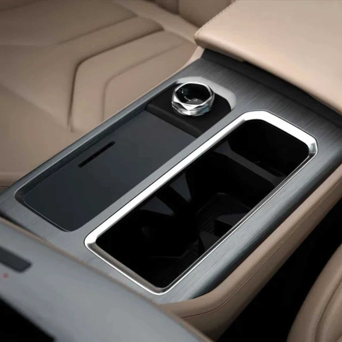 hunter-reev carousel2-4