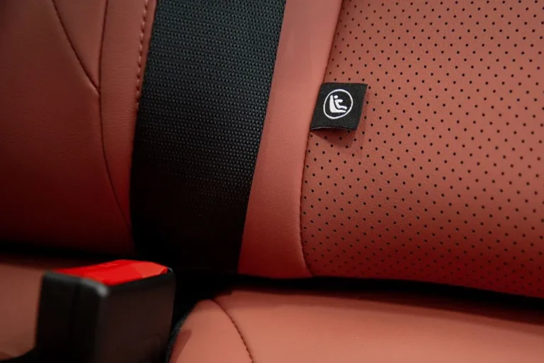 uni-s-safety-isofix